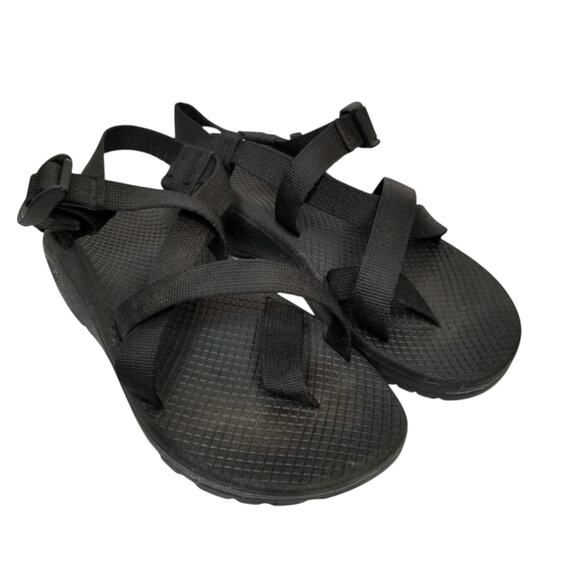 Chaco Women's Z/2 Adjustable Strap Classic Sandal Black Size 7 - Picture 2 of 9